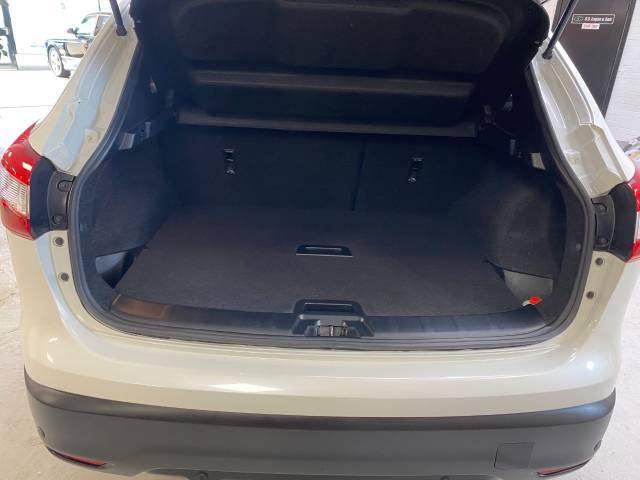 2016 Nissan Qashqai 1.5 dCi Tekna 5dr
